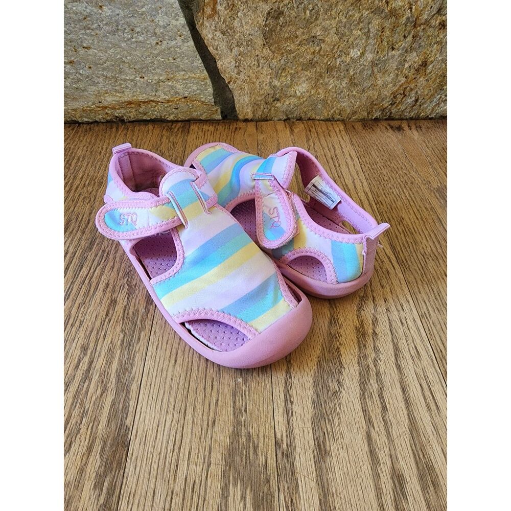 TEAHOO X STQ Kids Size 11 Water Shoes Rainbow Stripes Pink Closed Toe Summer GUC